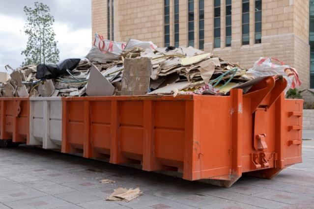 Benne déchets démolition / construction